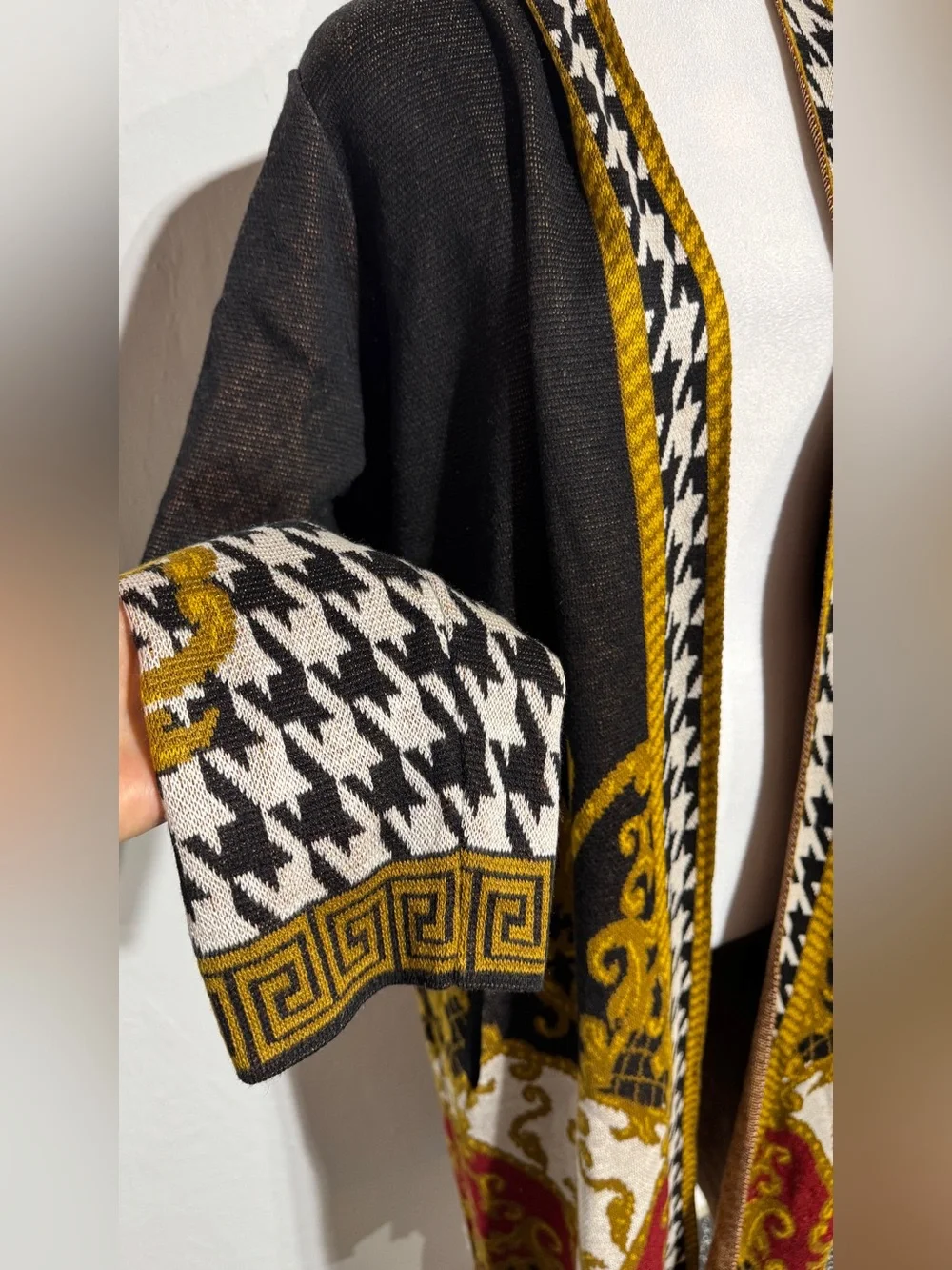 MAXSPORT Long Black & Gold Patterned Open Cardigan Sweater LARGE
